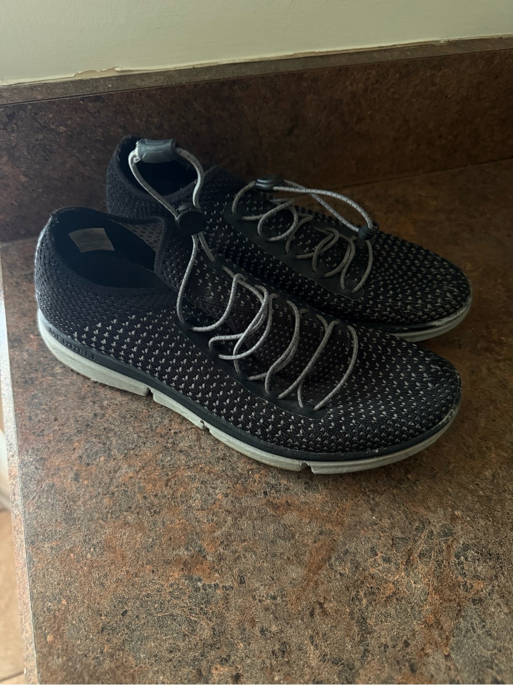 Merrell Zoe Sojourn Lace Knit Sneakers Shoes Black Gray Women’s Size 7
